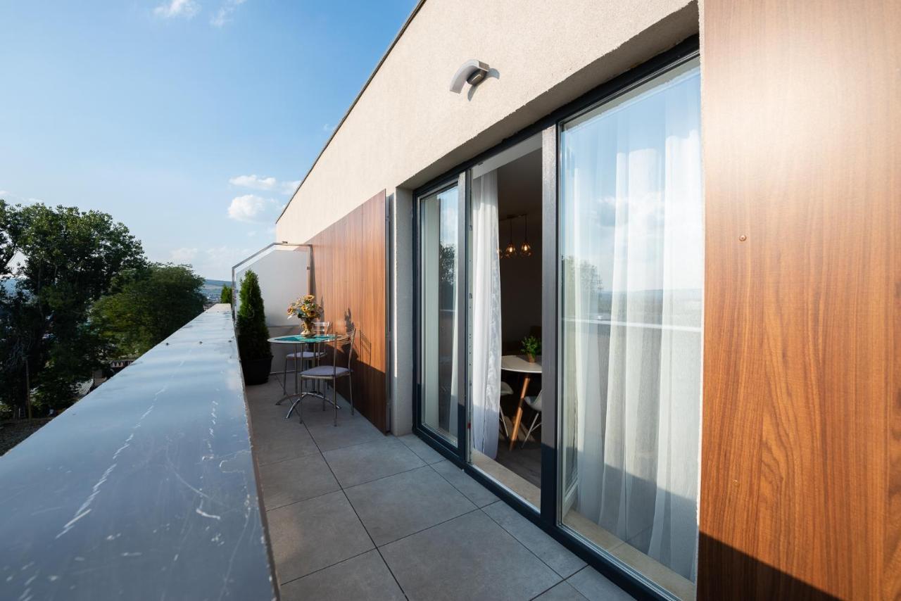 Art Apartment Targu Mures Exterior photo